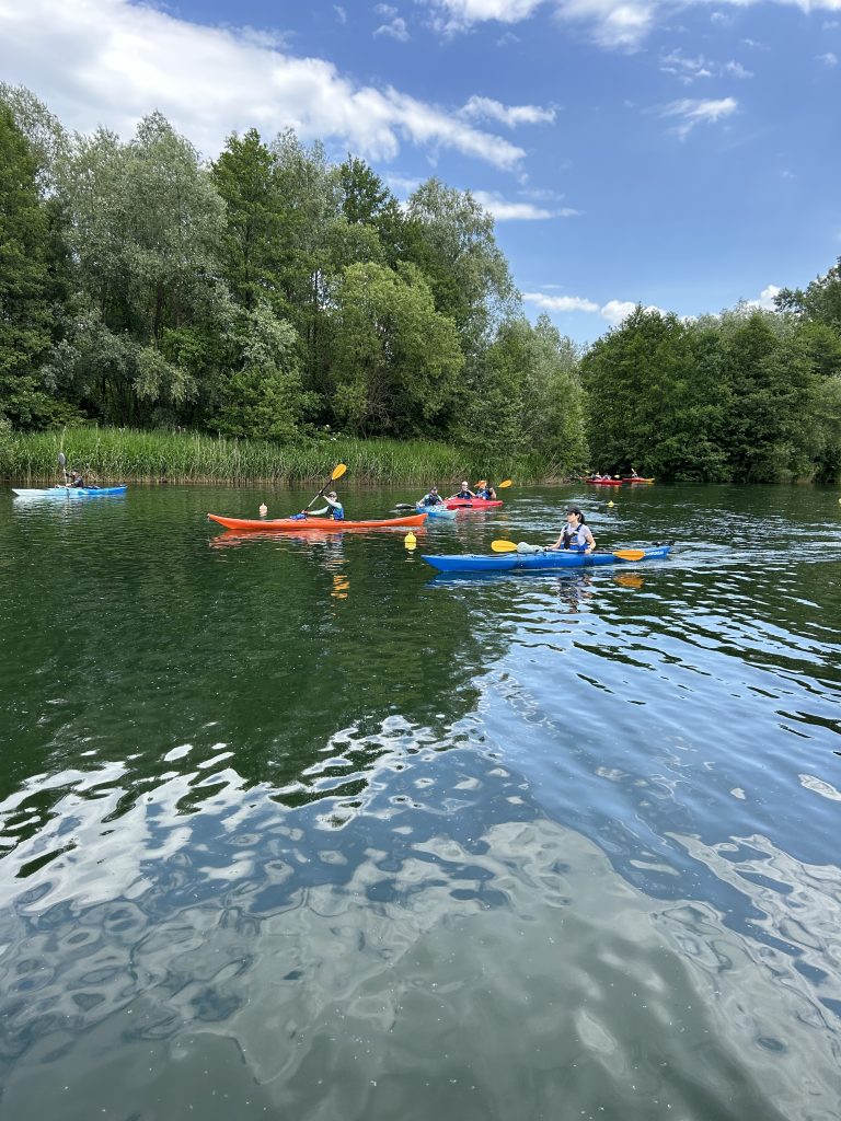 kayak champions cu apele curate