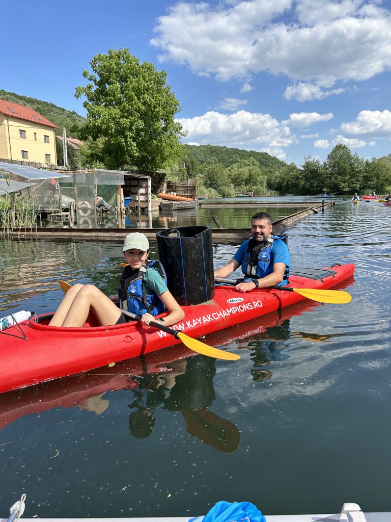 kayak champions cu apele curate