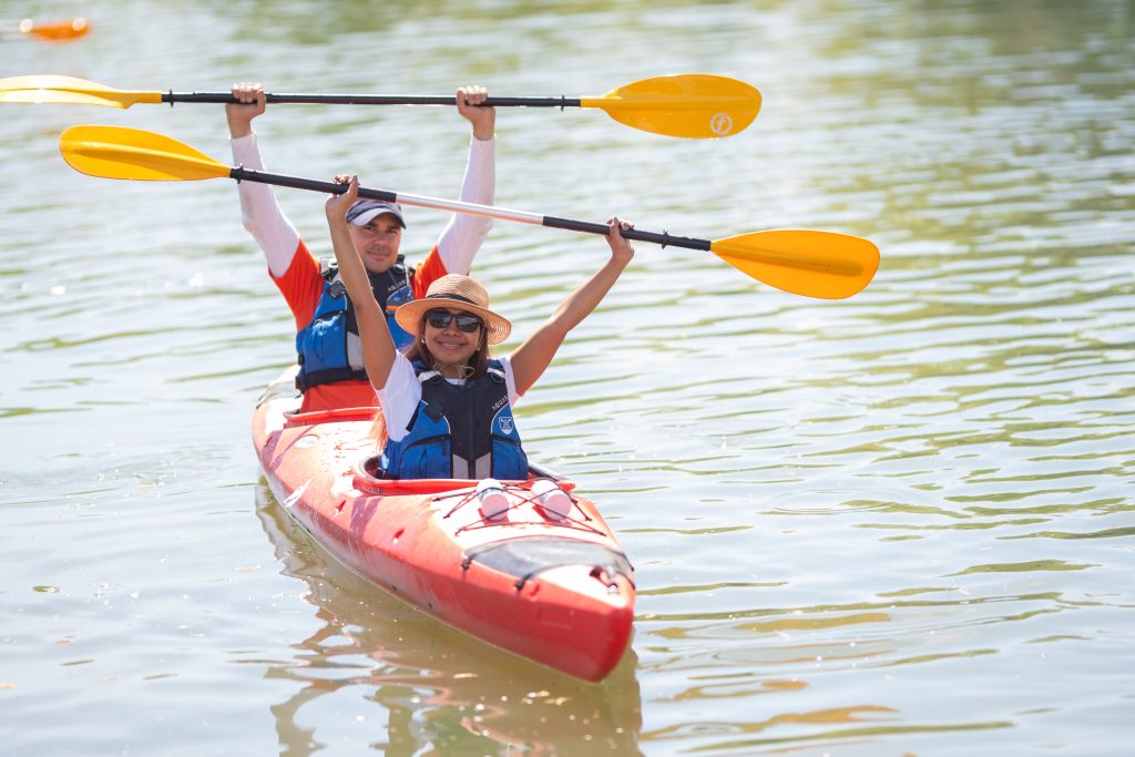 kayak champions cu apele curate